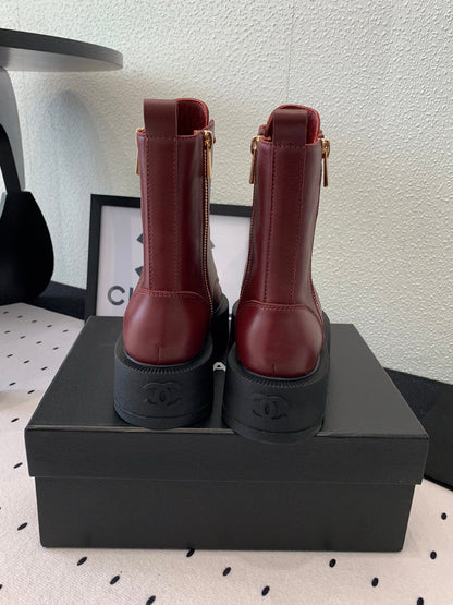 ANKLE BOOTS IN MAHOGANY RED MIX BLACK CALFSKIN