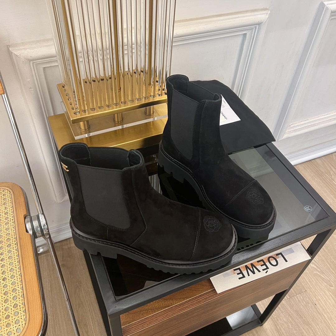 ANKLE BOOTS 4.5 CM IN BLACK LAMB SUEDE