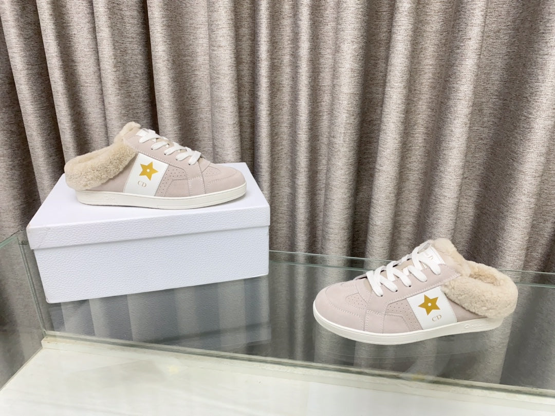 STAR SNEAKER IN LIGHT PINK SUEDE AND SHEARLING