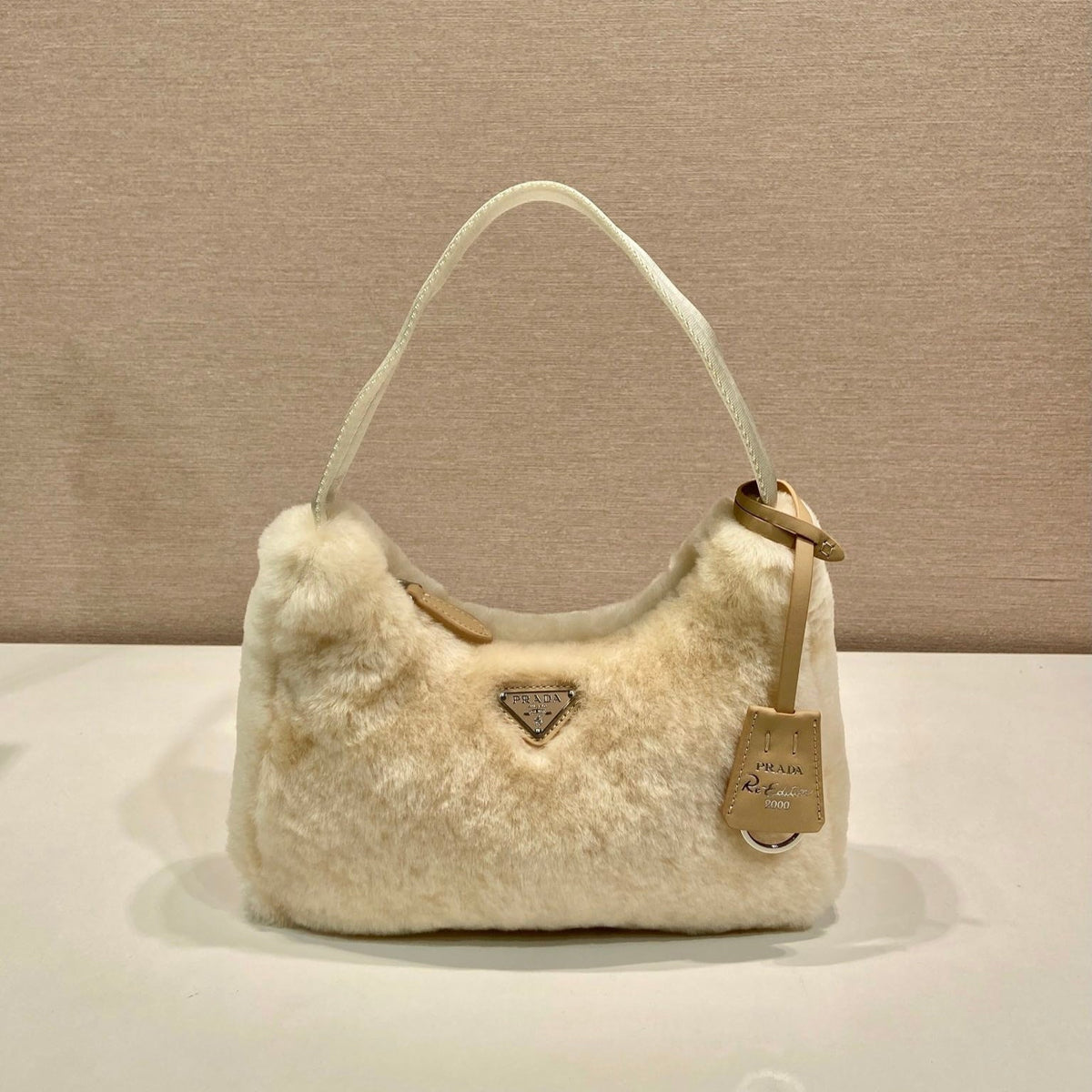 HOBO BAG 23 IN BEIGE RABBIT FUR