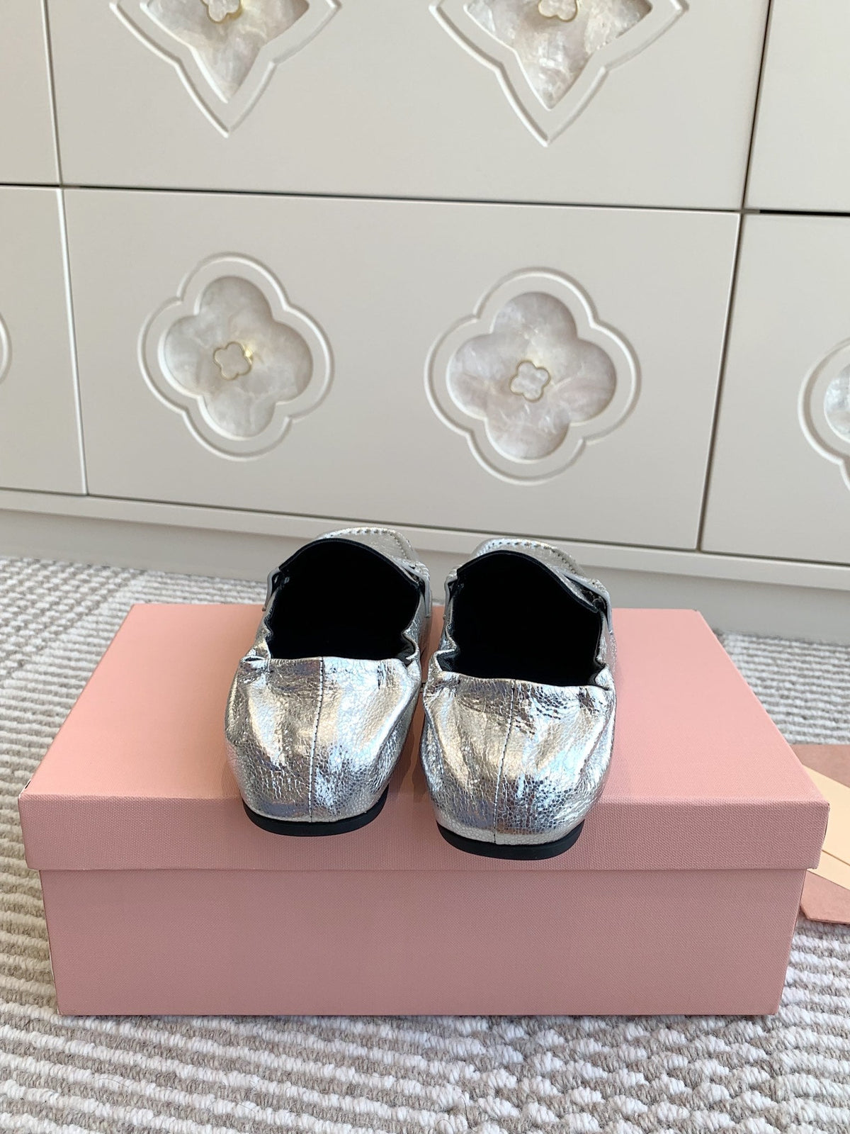 NAPPA LOAFERS IN SILVER METALLIC LAMBSKIN