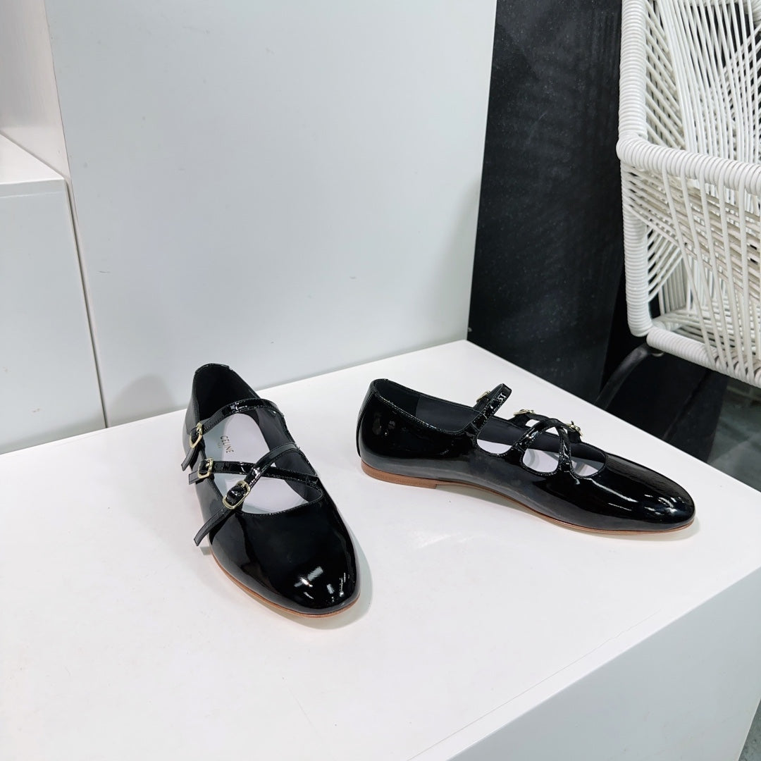 LES BALLERINES CELINE BABIES IN BLACK PATENT CALFSKIN