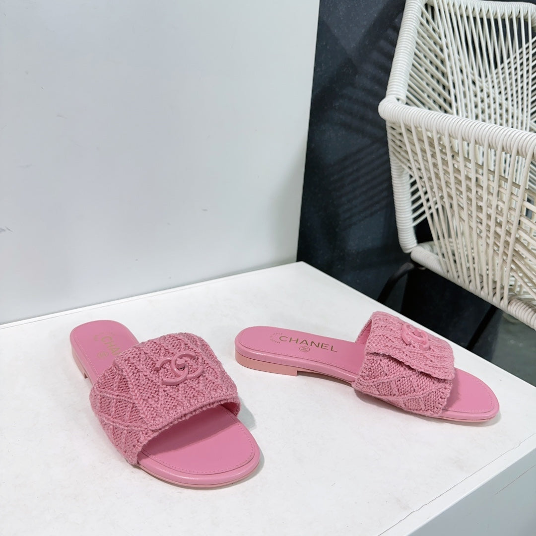 KNIT TAFFY PINK FABRIC FLAT SLIDE