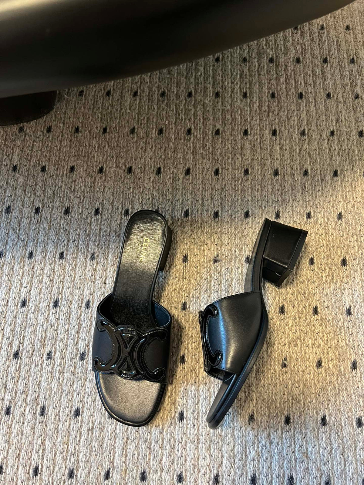 CLEMENCE MULE IN BLACK LAMBSKIN AND PATENT CALFSKIN