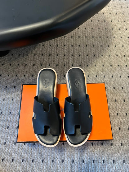 EZE SANDAL PLATFORM 85 MM IN BLACK CALFSKIN