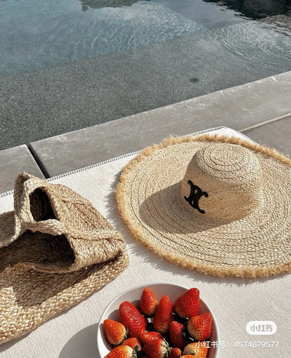 WIDE BRIM HAT MODEL 650341 IN NATURAL RAFFIA STRAW