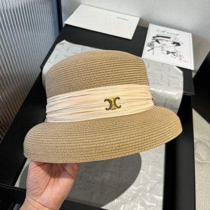 SMALL BRIM HAT MODEL 650348 IN BEIGE WOVEN STRAW