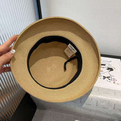 SMALL BRIM HAT MODEL 650348 IN BEIGE WOVEN STRAW