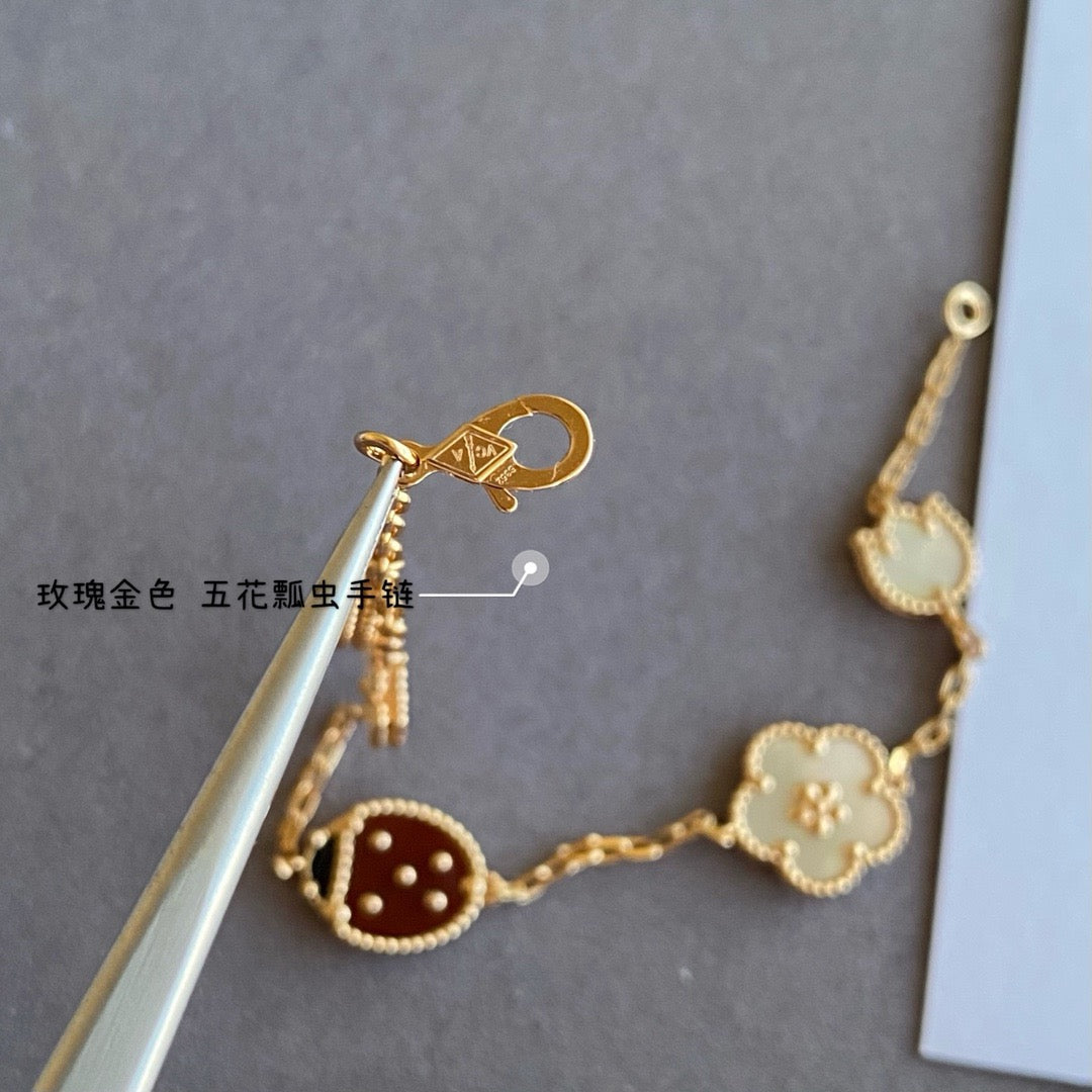 VCA Bracelet
