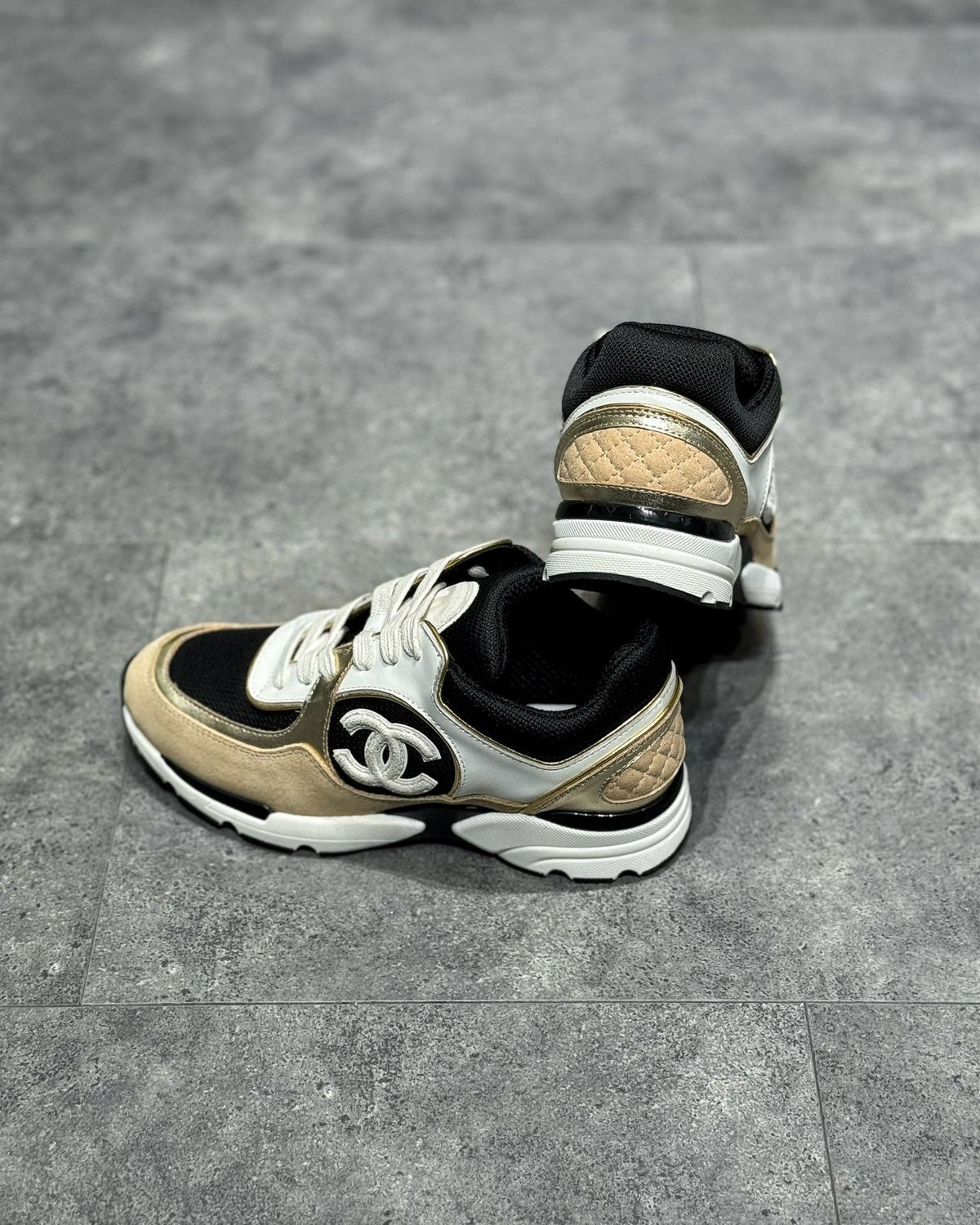 CHA Sneakers
