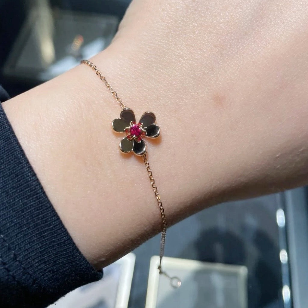 VCA Bracelet