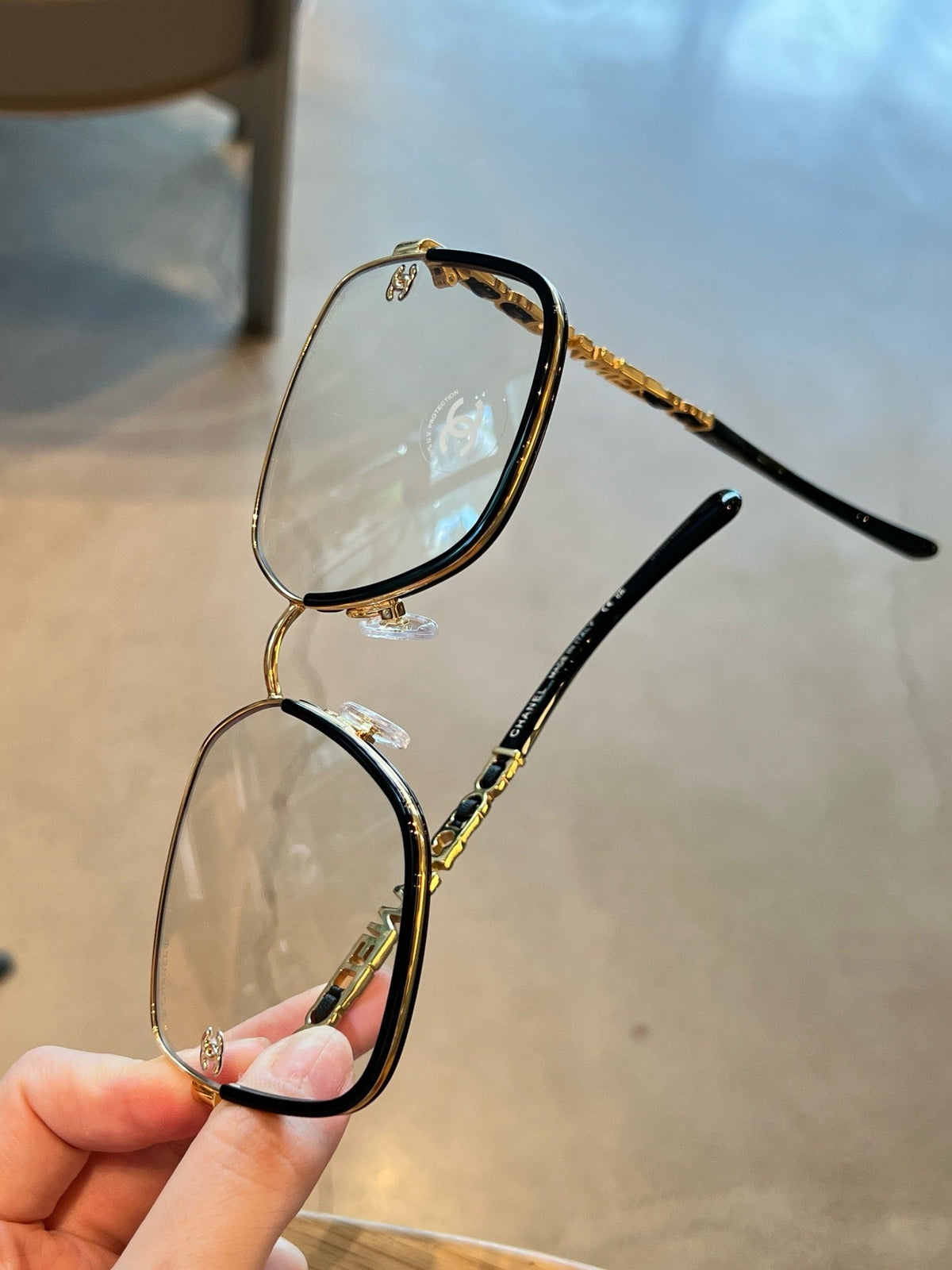 CHA glasses