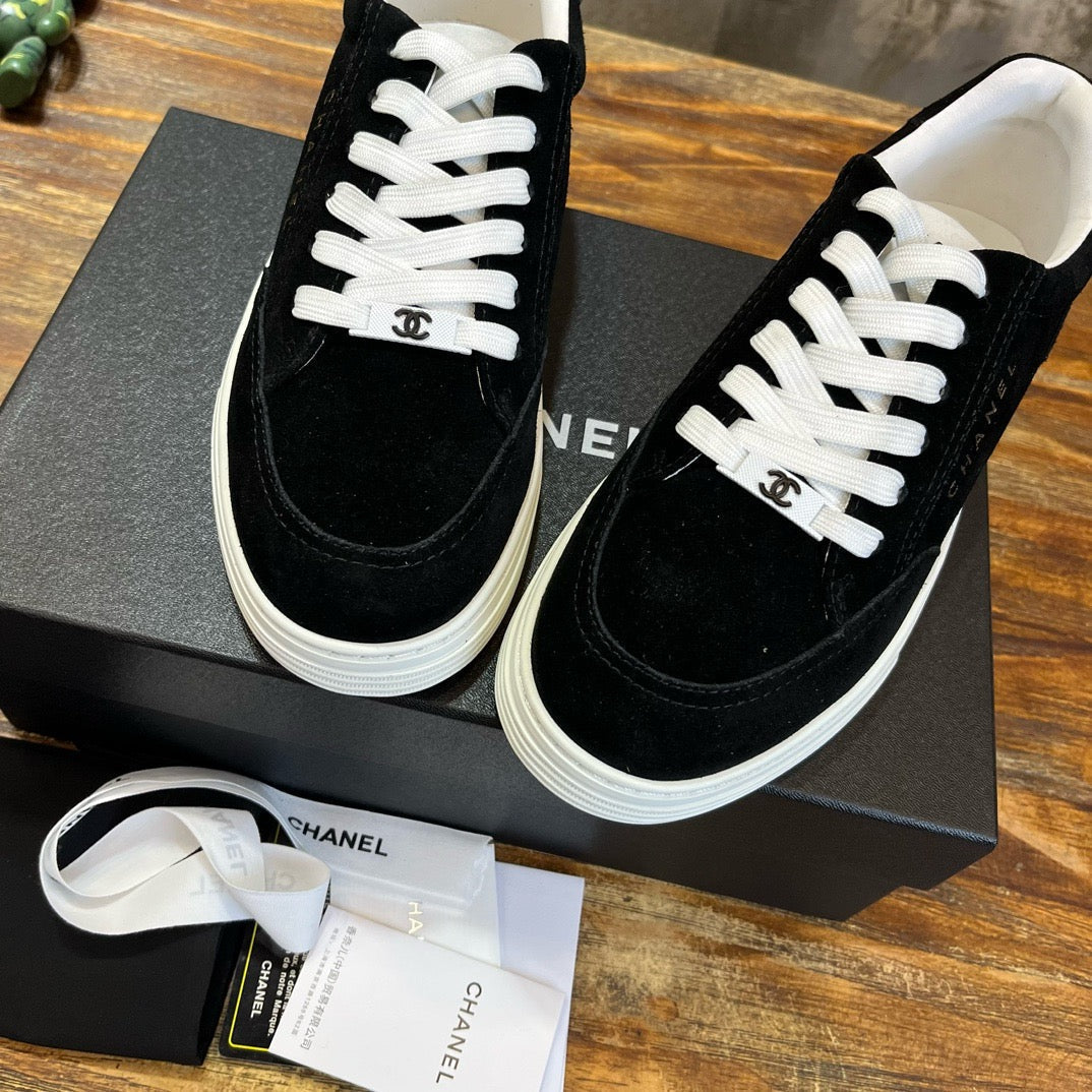 CHA Sneakers