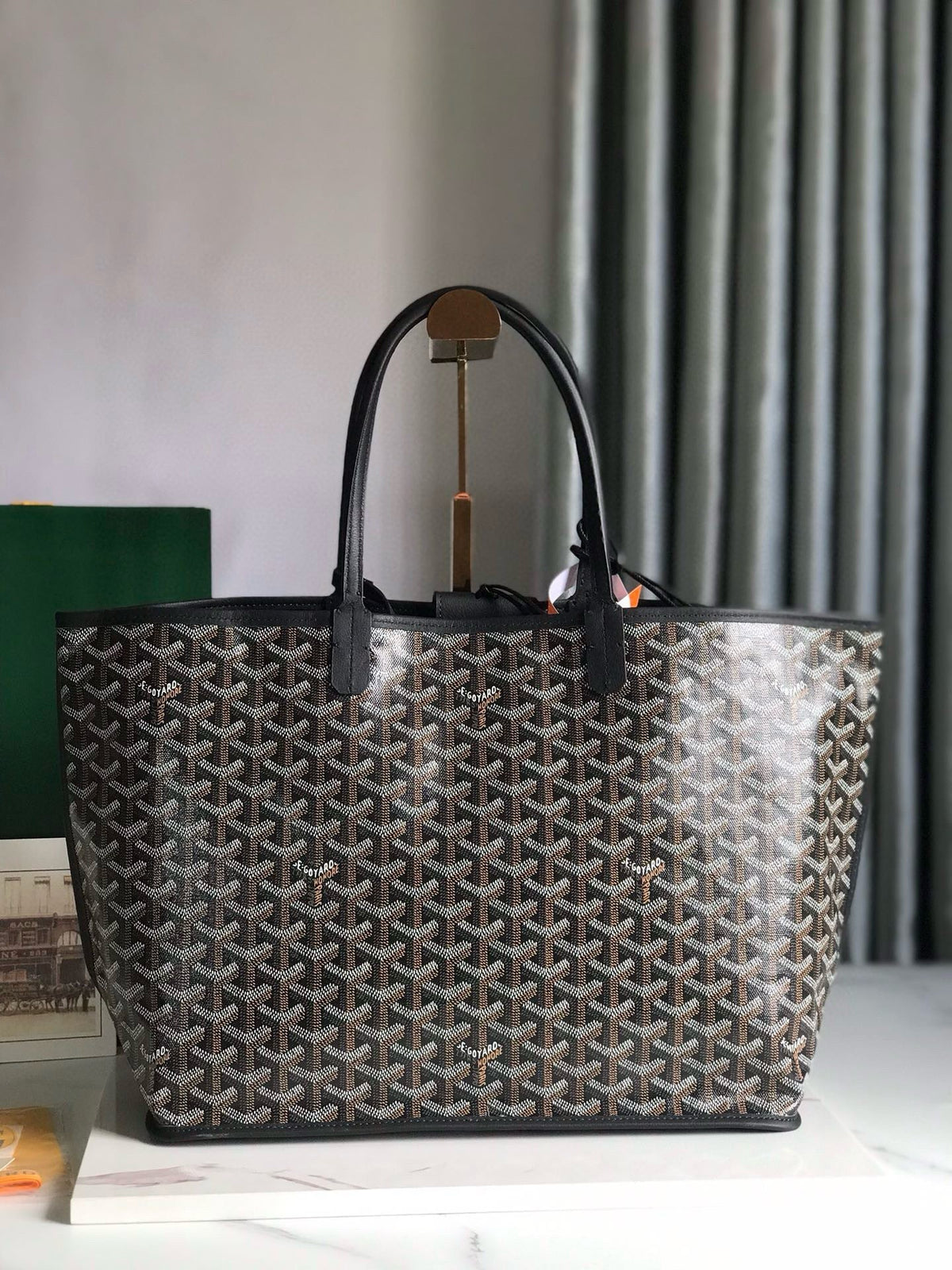 GOY REVERSIBLE ANJOU 34*28*15