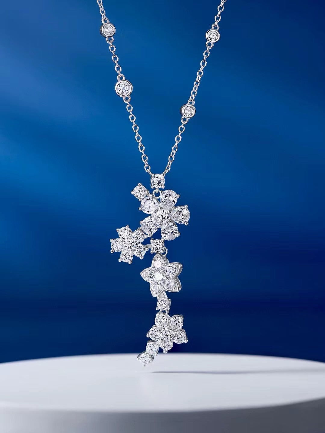 VCA Necklace