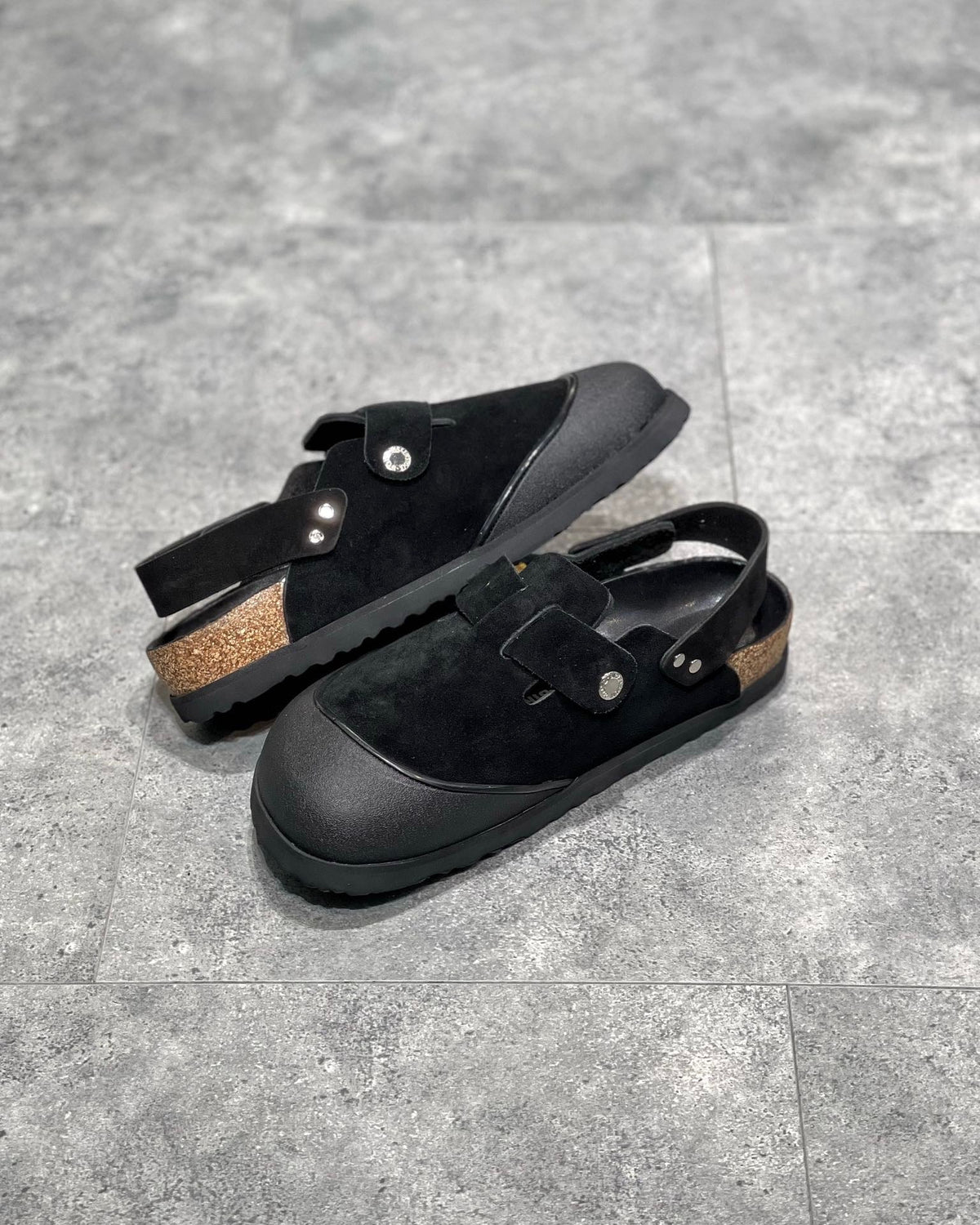 DIO Sandal