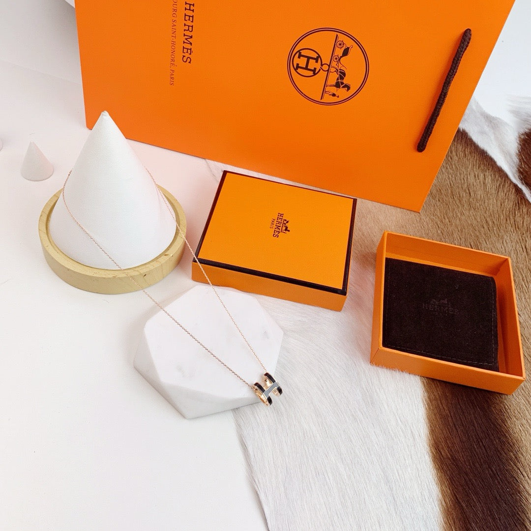 HERM Necklace