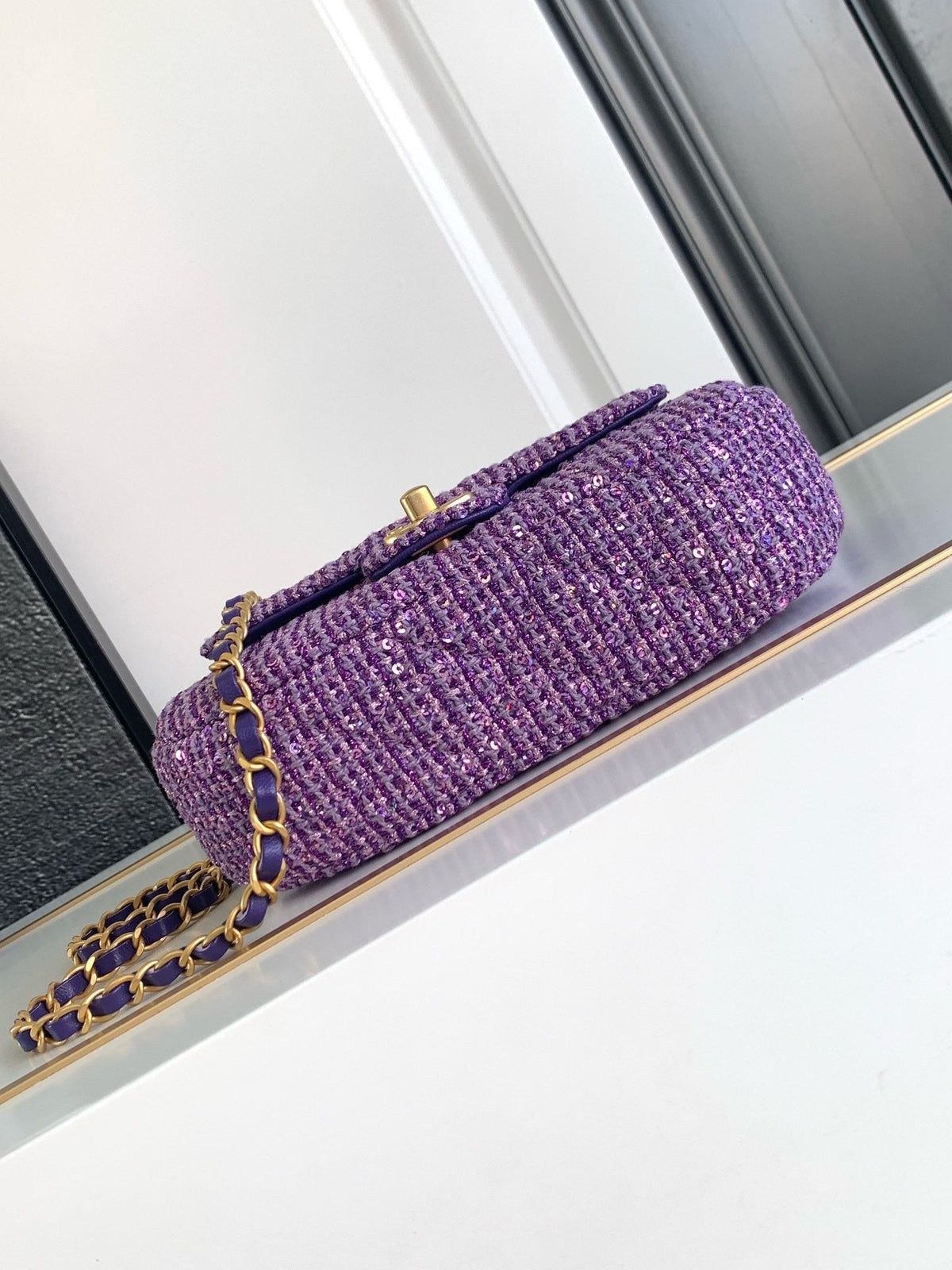 CHA 24C Coco Carry Me Handbag