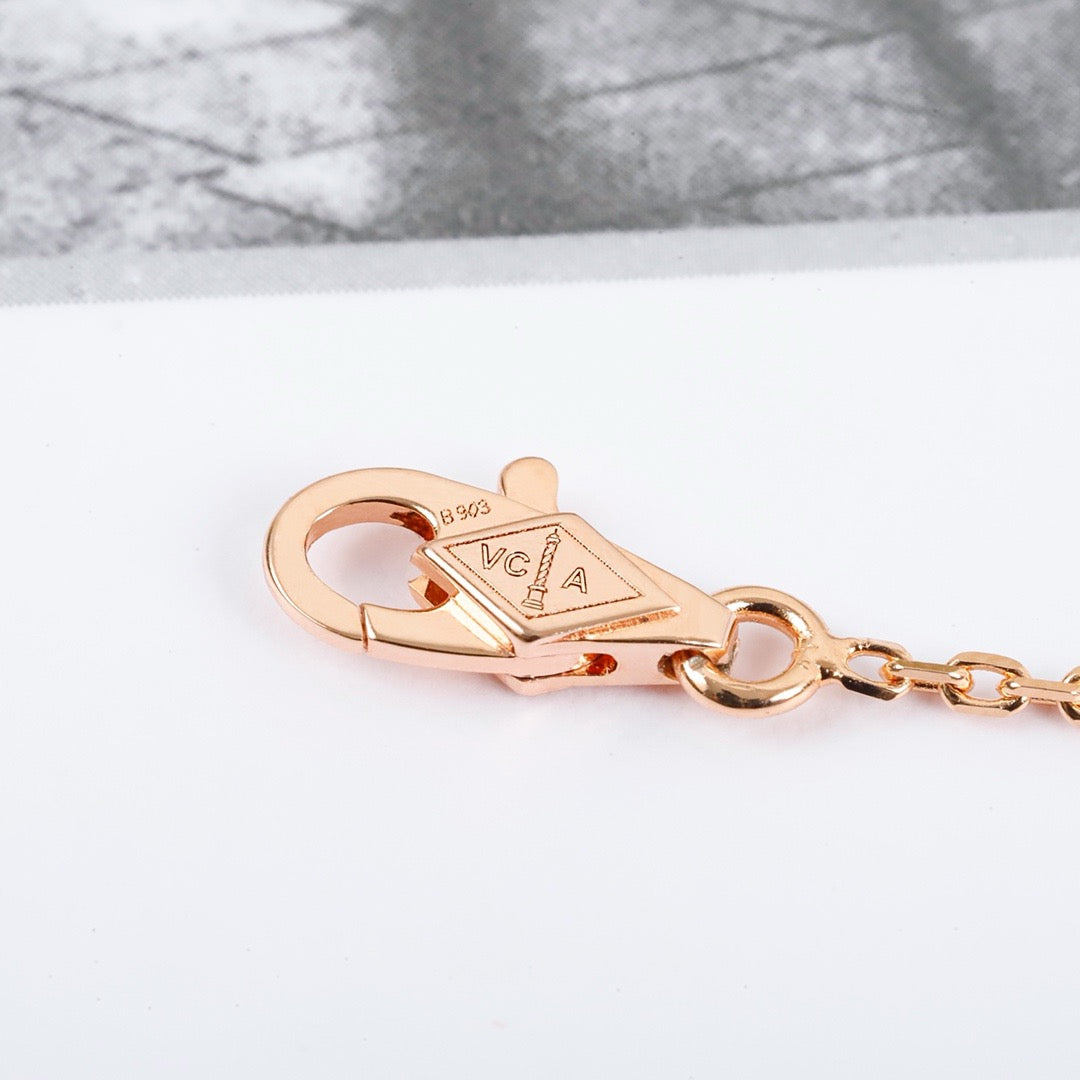 VCA Necklace