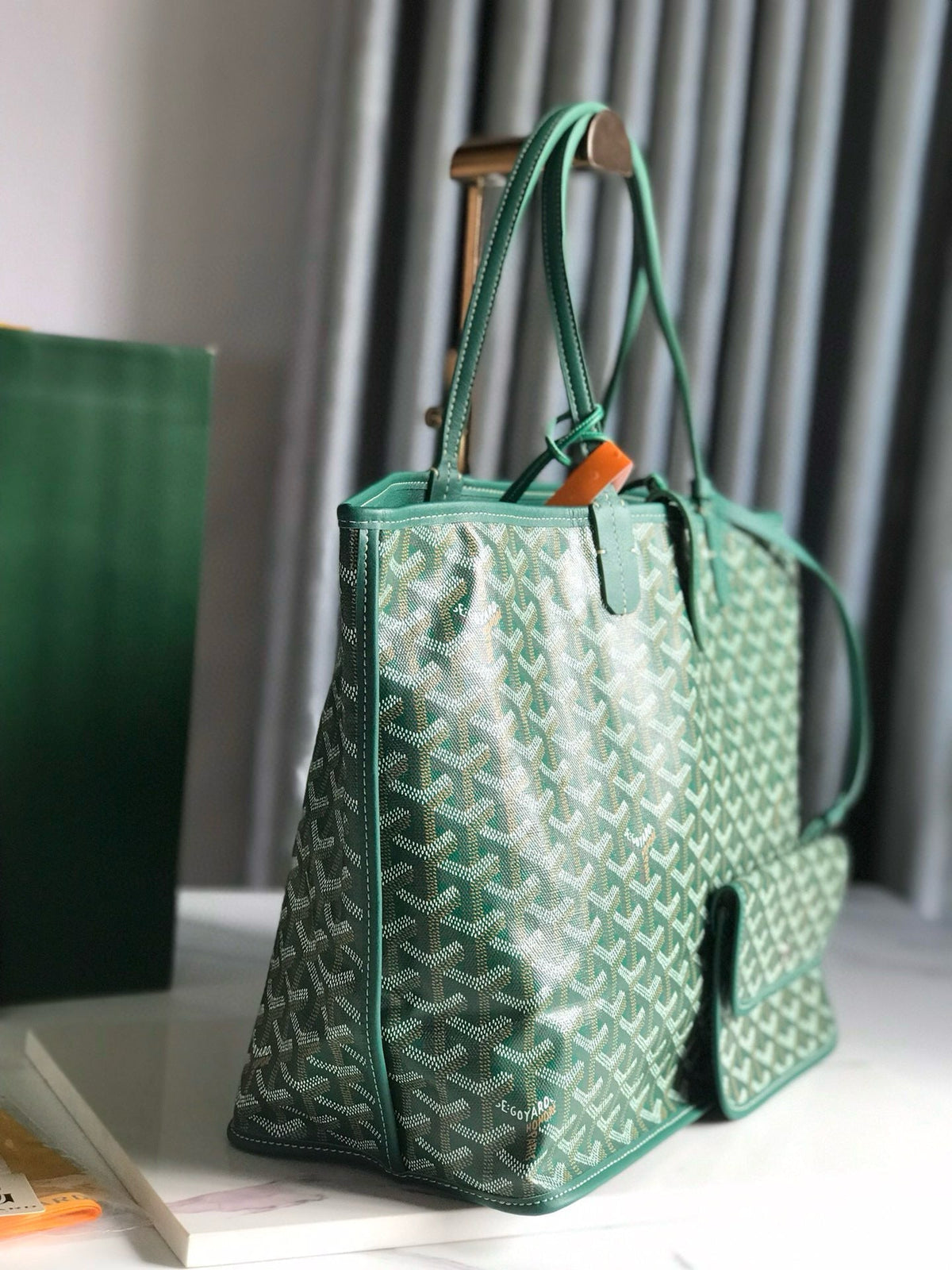 GOY REVERSIBLE ANJOU 34*28*15