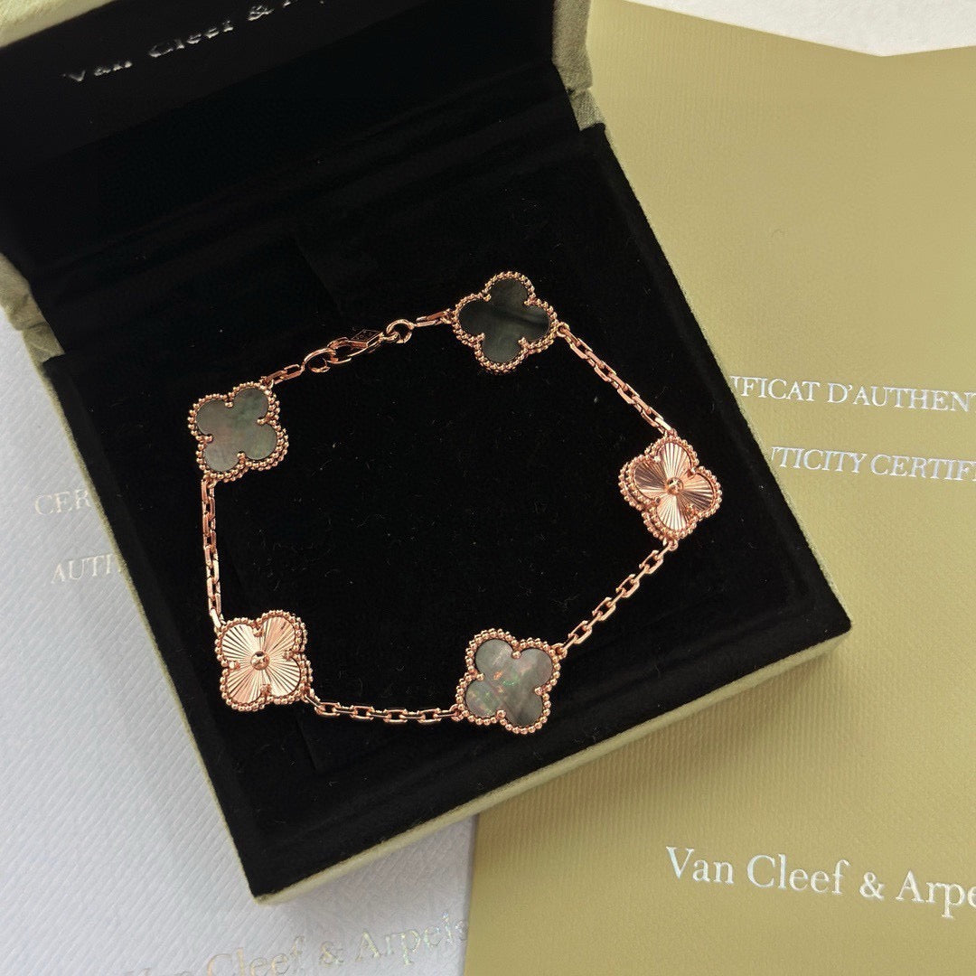 VCA Bracelet