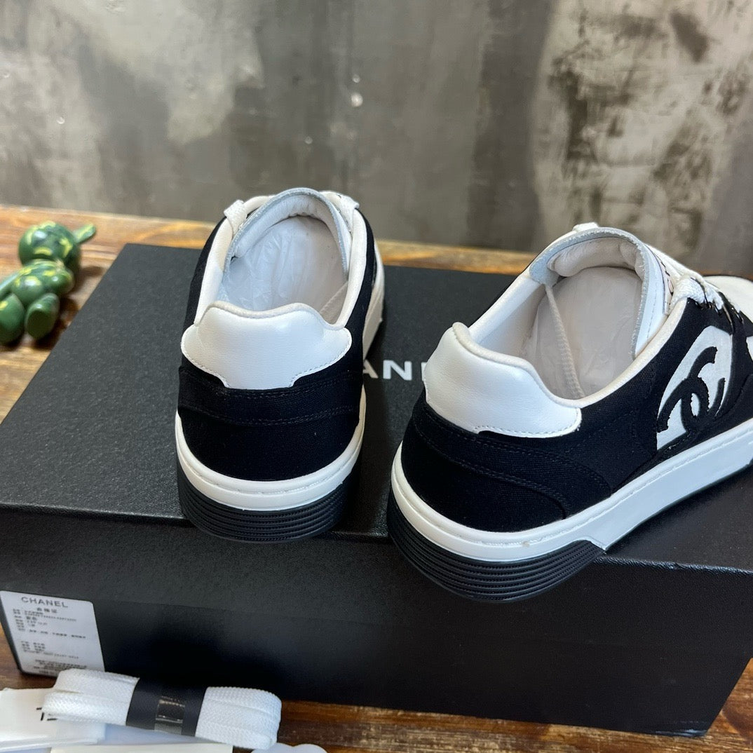 CHA Sneakers