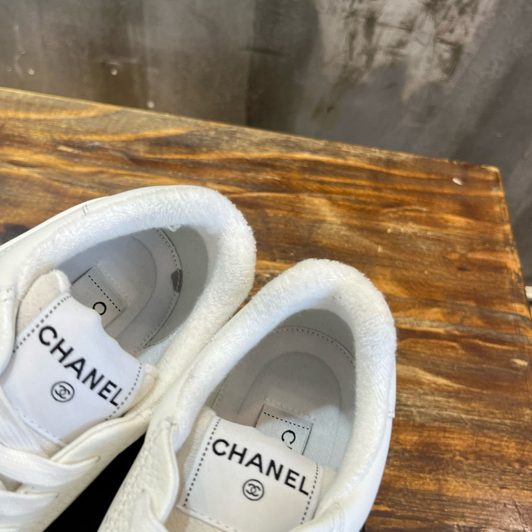 CHA Sneakers