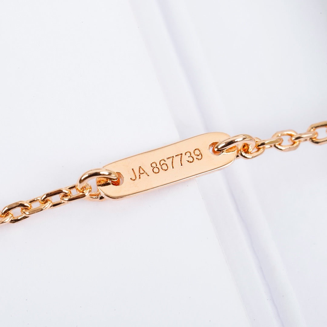 VCA Necklace