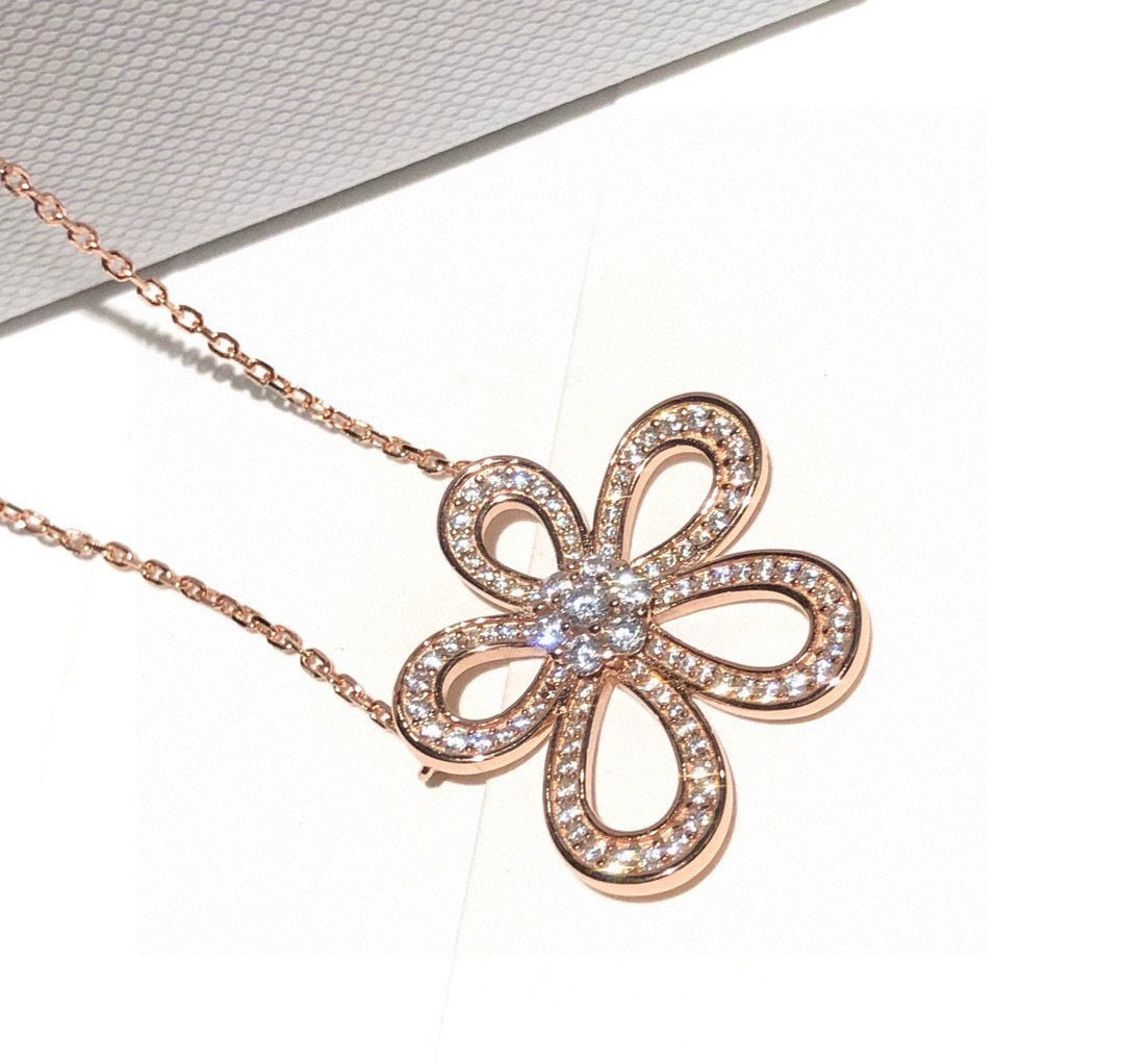 VCA Necklace