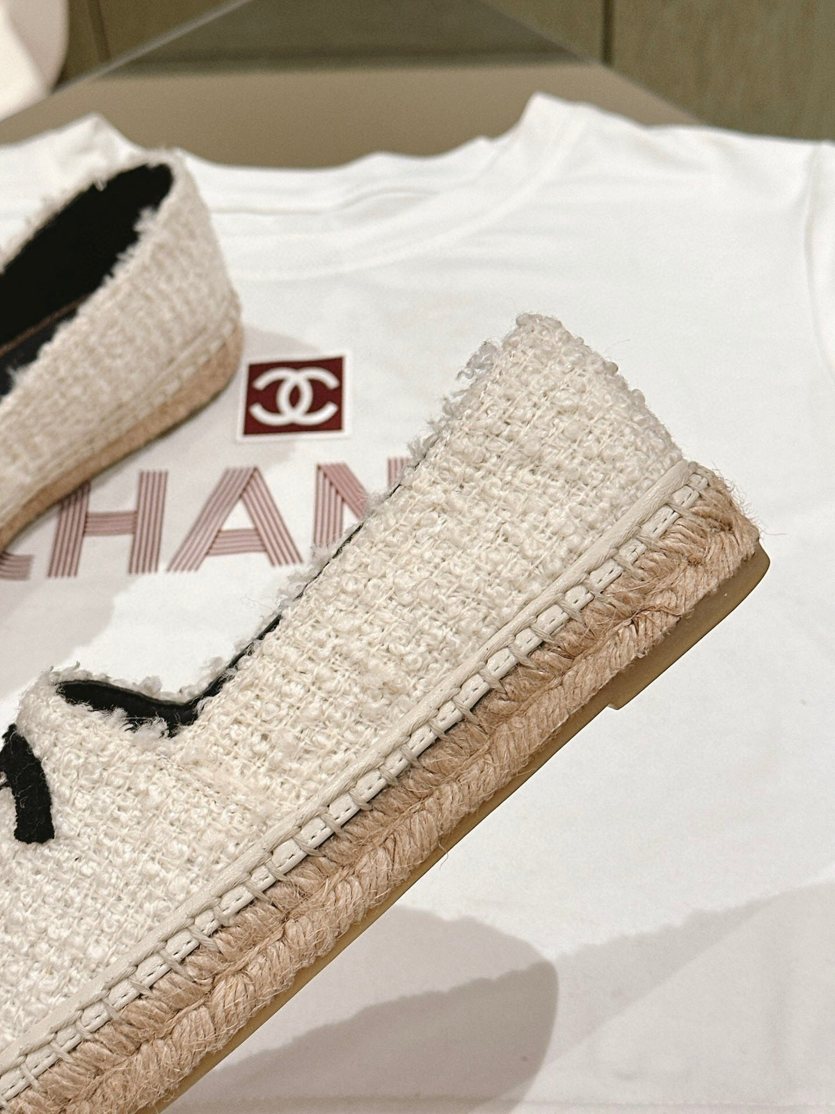 ESPADRILLES LOAFERS IN WHITE TWEED WITH BLACK LOGO