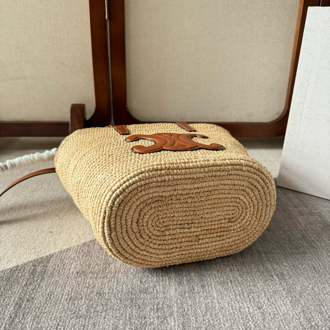 TEEN SUPPLE CELINE CLASSIC PANIER IN RAFFIA AND CALFSKIN TAN
