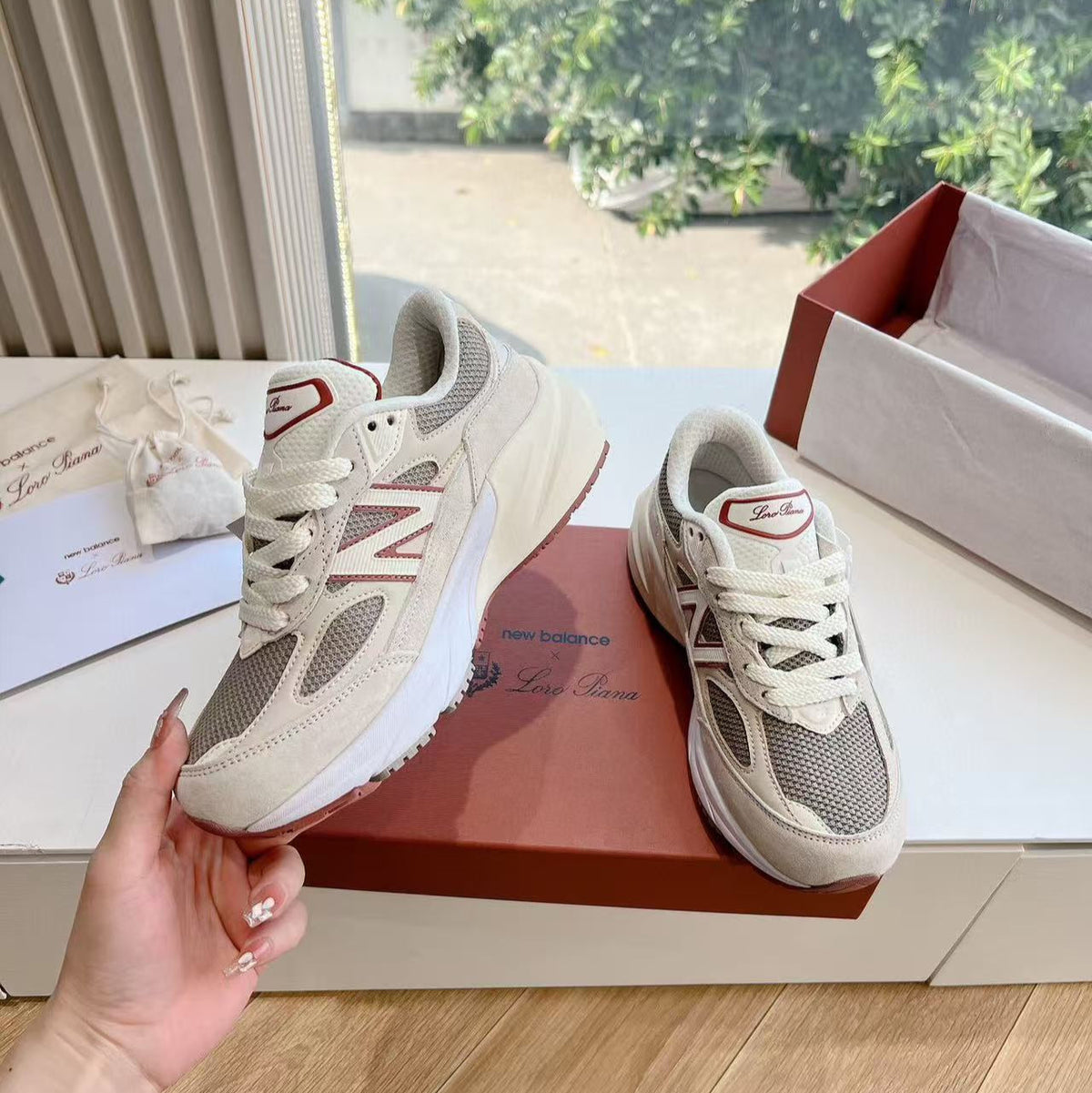 LP&NB CLASSIC BISCUIT SNEAKERS WHITE SUEDE