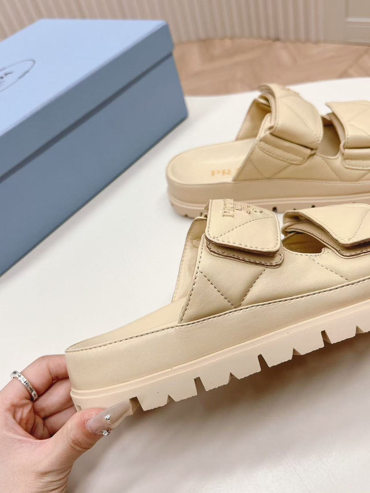Padded Leather MULES Sandals Lambskin Beige