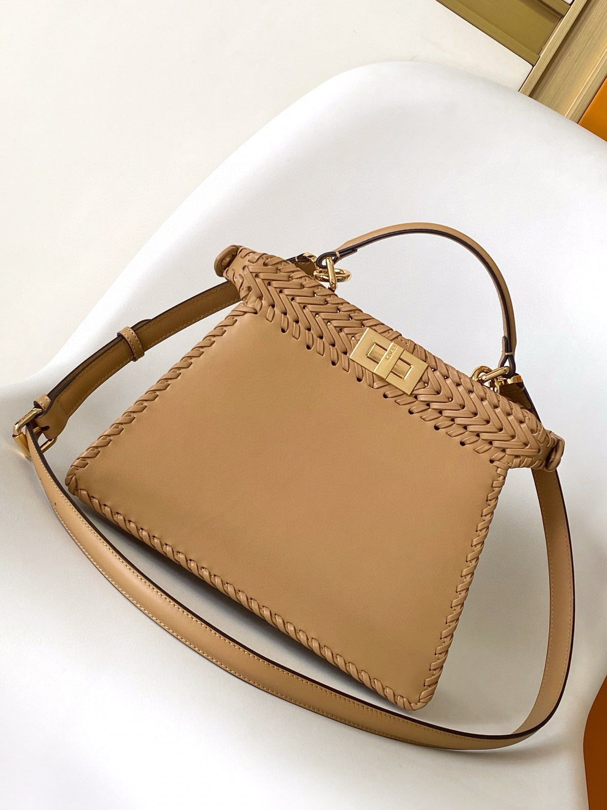 Peekaboo ICONIC ISeeU 27 Bag lambskin gold hardware