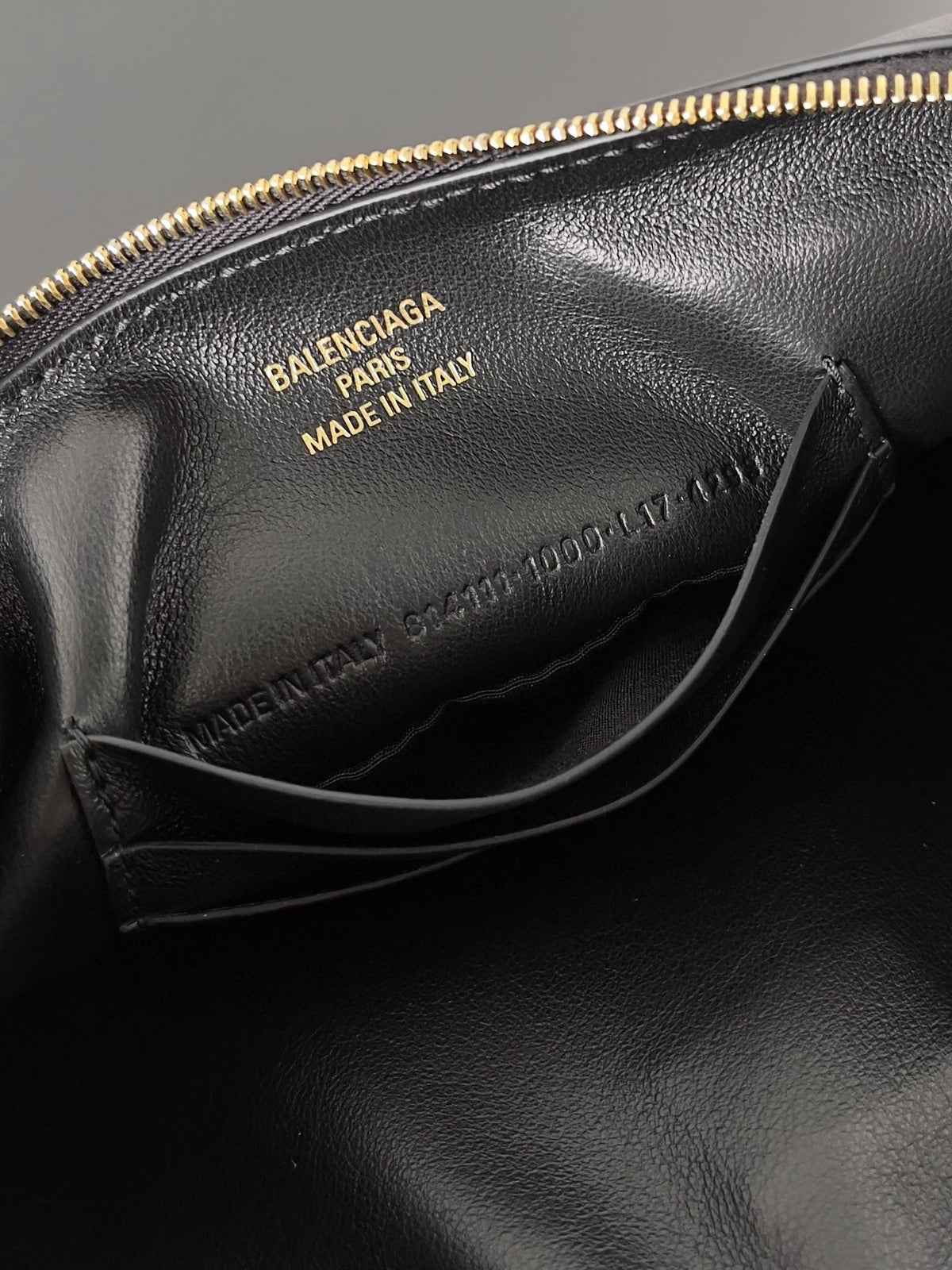 RODEO 22 IN BLACK CALFSKIN GOLD HARDWARE