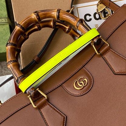 MEDIUM DIANA TOTE BAG 35 IN BROWN LACQUER CALFSKIN BAMBOO HANDLE