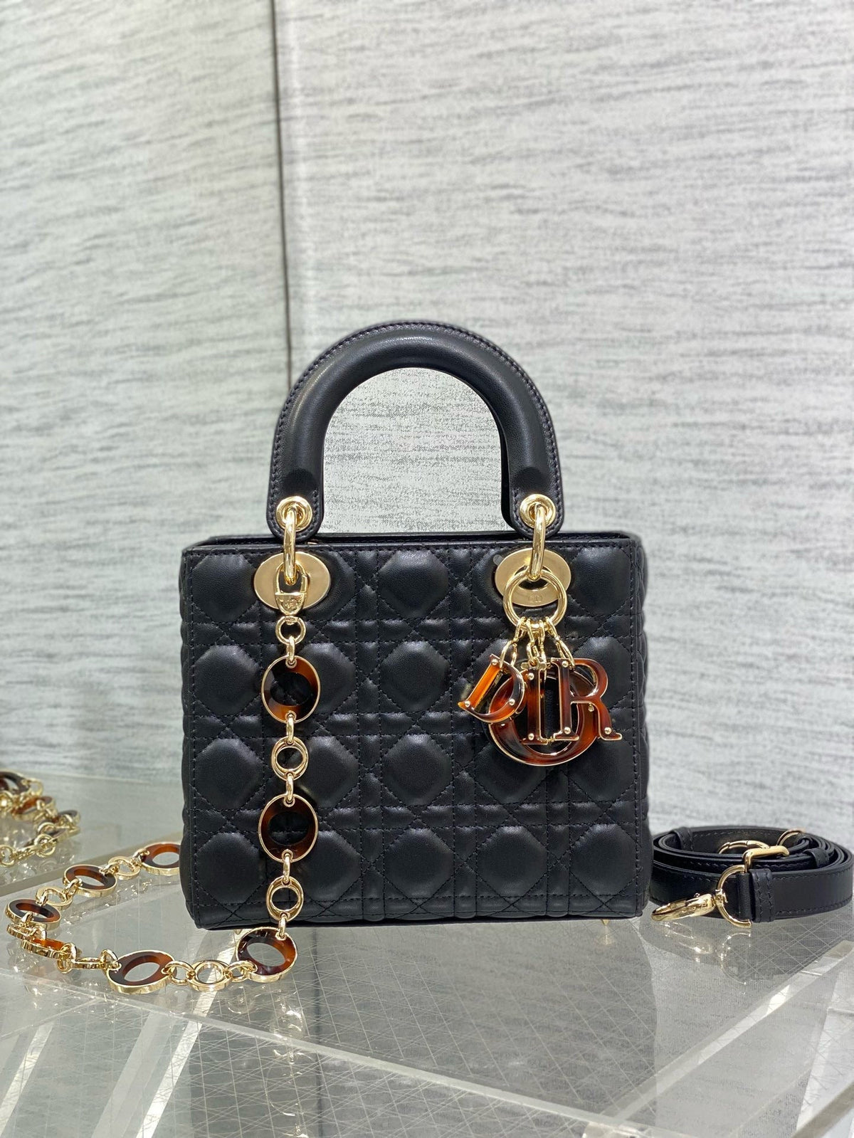 SMALL 20 LADY BAG IN BLACK MACROCANNAGE LAMBSKIN WITH GOLD HARDWARE