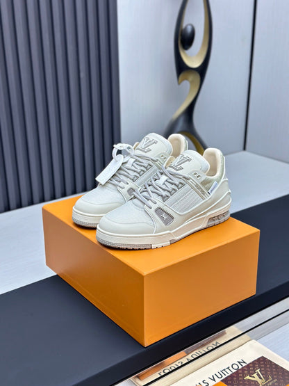 LV TRAINER SNEAKER IN GREY CALFSKIN