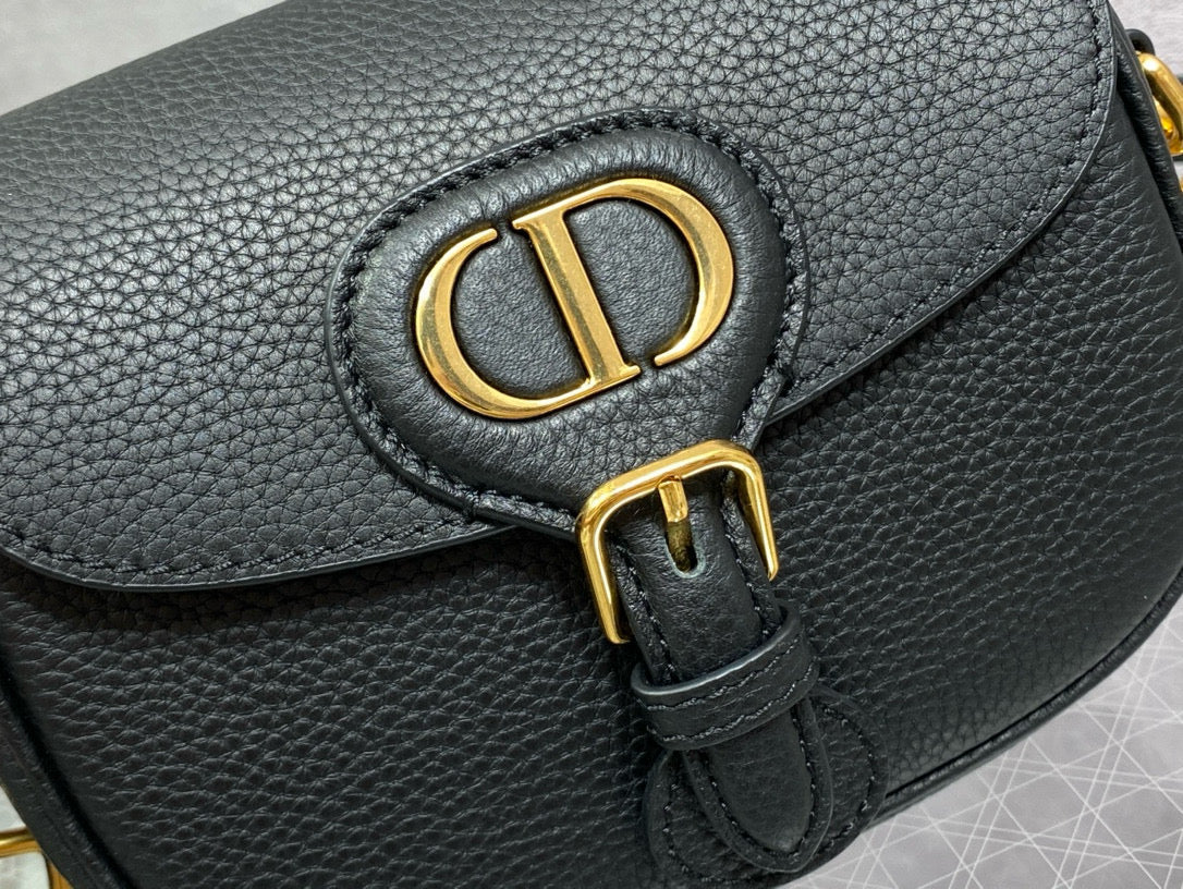 MINI DIOR BOBBY BAG 18 CM IN BLACK CALFSKIN