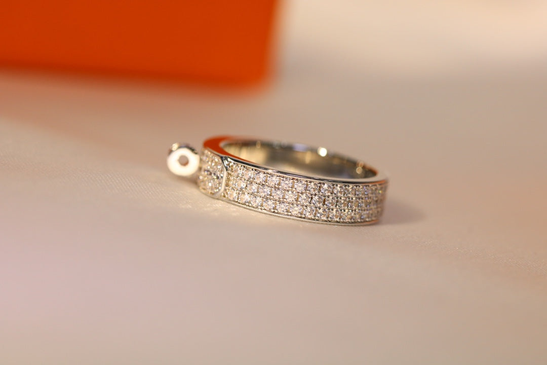 KELLY RING SMALL MODEL DIAMOND