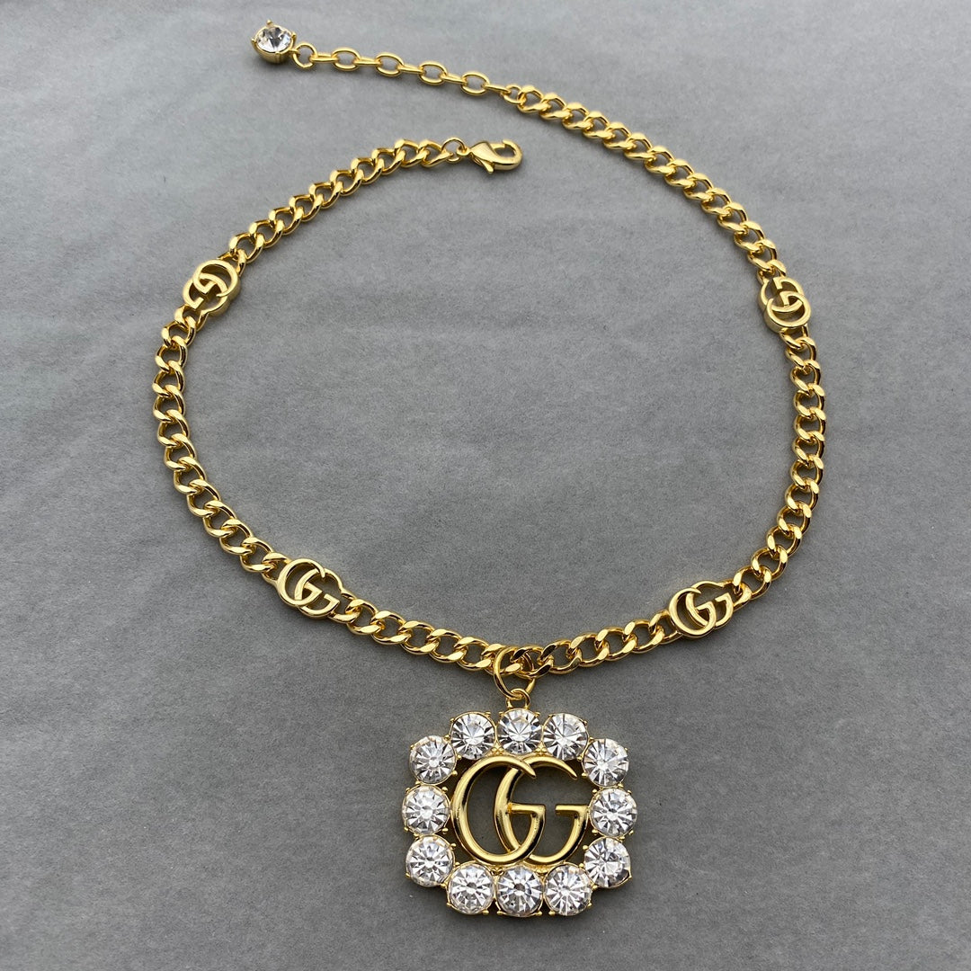 GG DOUBLE G CRYSTAL NECKLACE