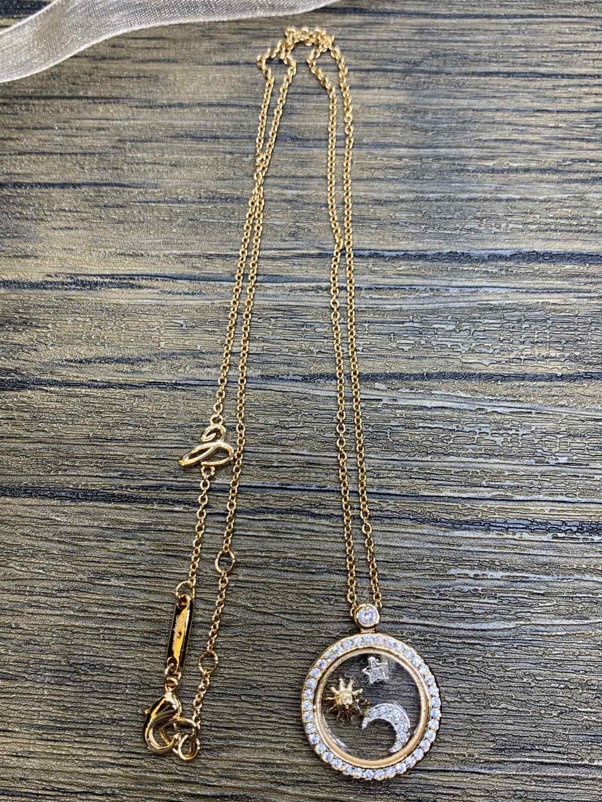 SUN MOON STAR NECKLACE DIAMOND