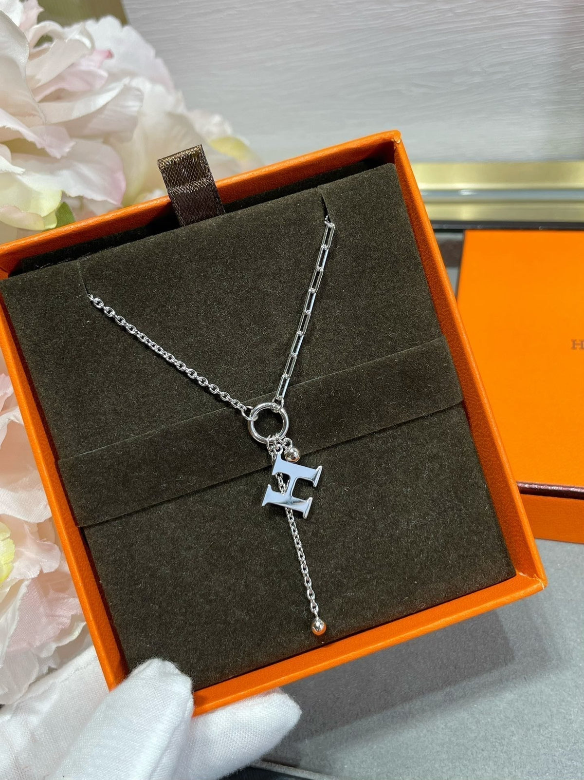 HM MANDARIN DUCK H NECKLACE