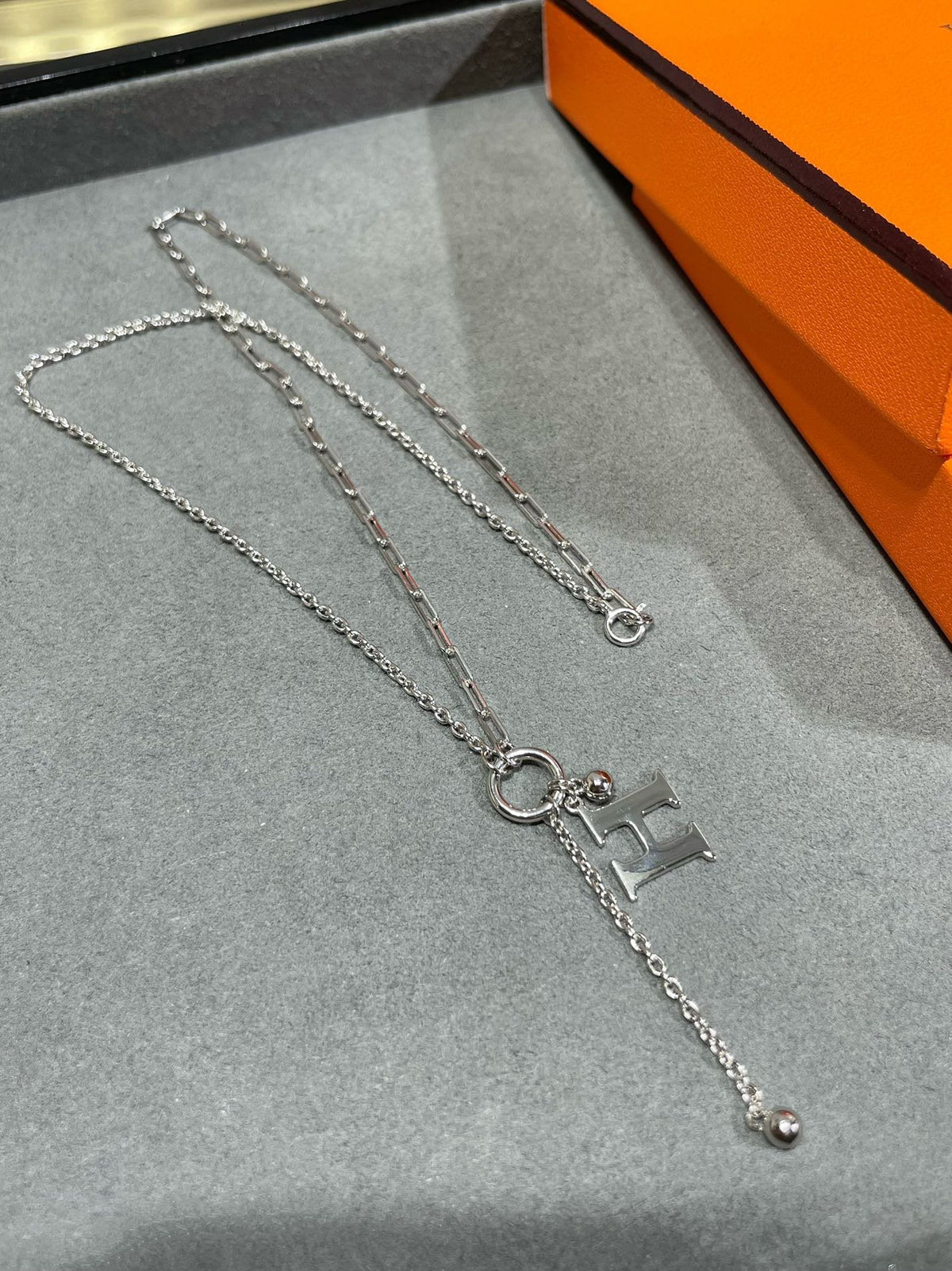 HM MANDARIN DUCK H NECKLACE