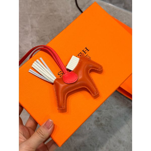 HERM Rodeo PM Bag Charm in Cornaline/Craie/Rose Lambskin