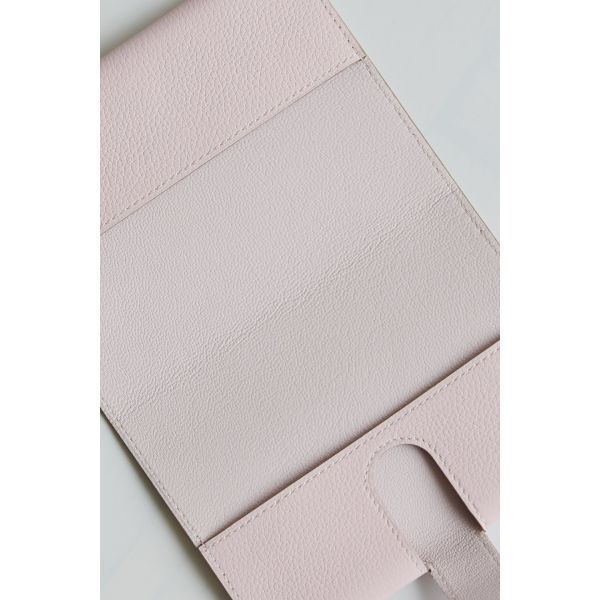 HERM R.M.S Passport Holder in Mauve Pale Evercolor Calfskin