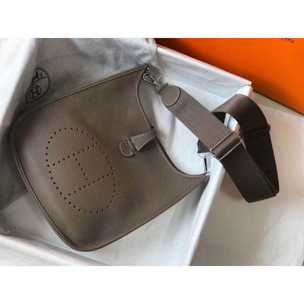 HERM Evelyne III 29 PM Bag In Taupe Clemence Leather