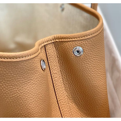 HERM Garden Party 30 Bag In Chai Taurillon Leather