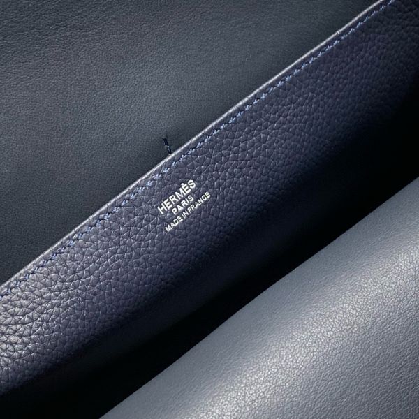 HERM Halzan 25 Bag in Blue Nuit Clemence Leather