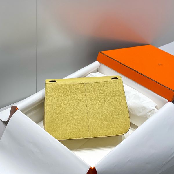 HERM Halzan 25 Bag in Jaune Poussin Clemence Leather